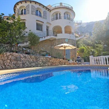 Walls Villa